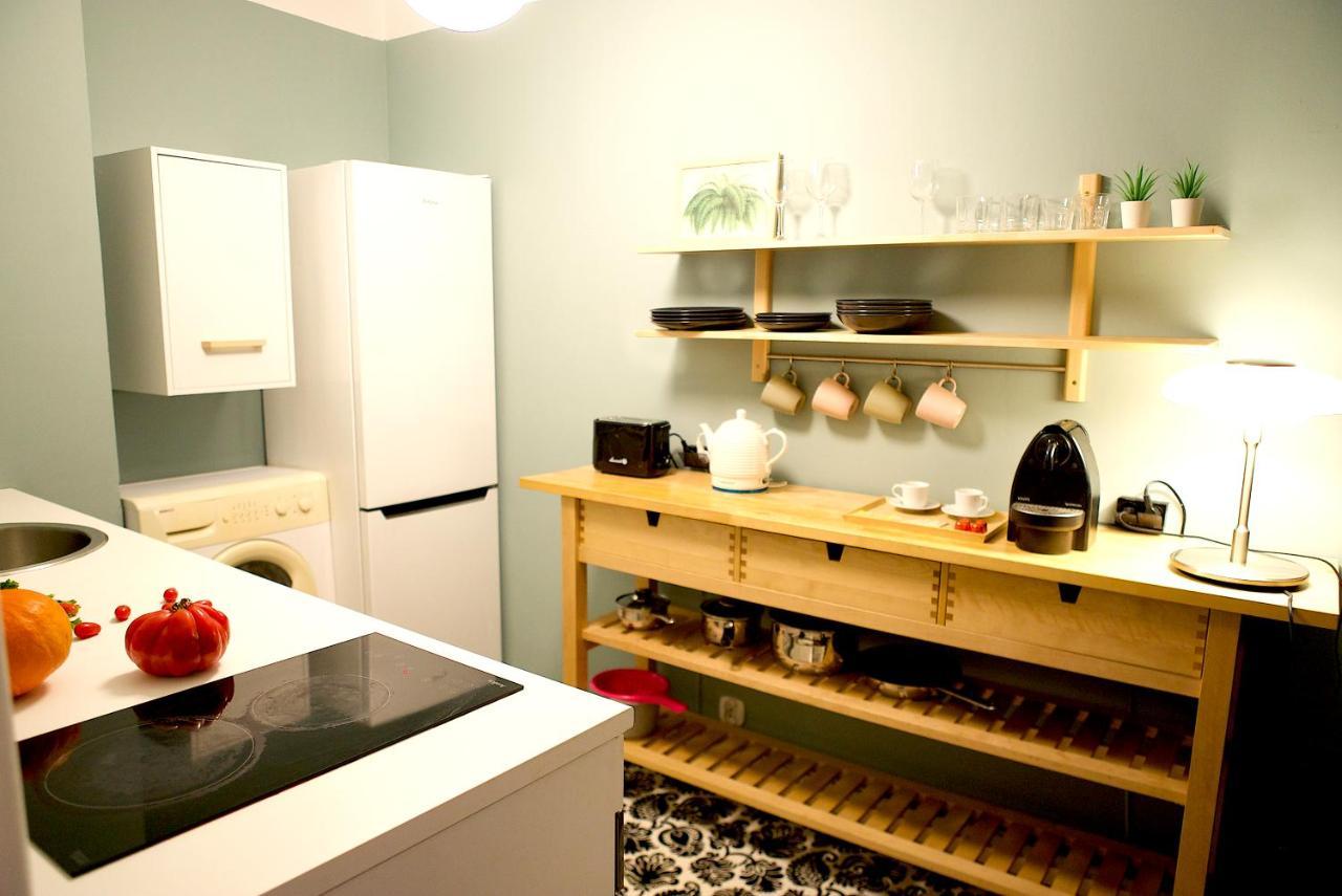 Cinema Apartment Kinowa Warsaw Luaran gambar