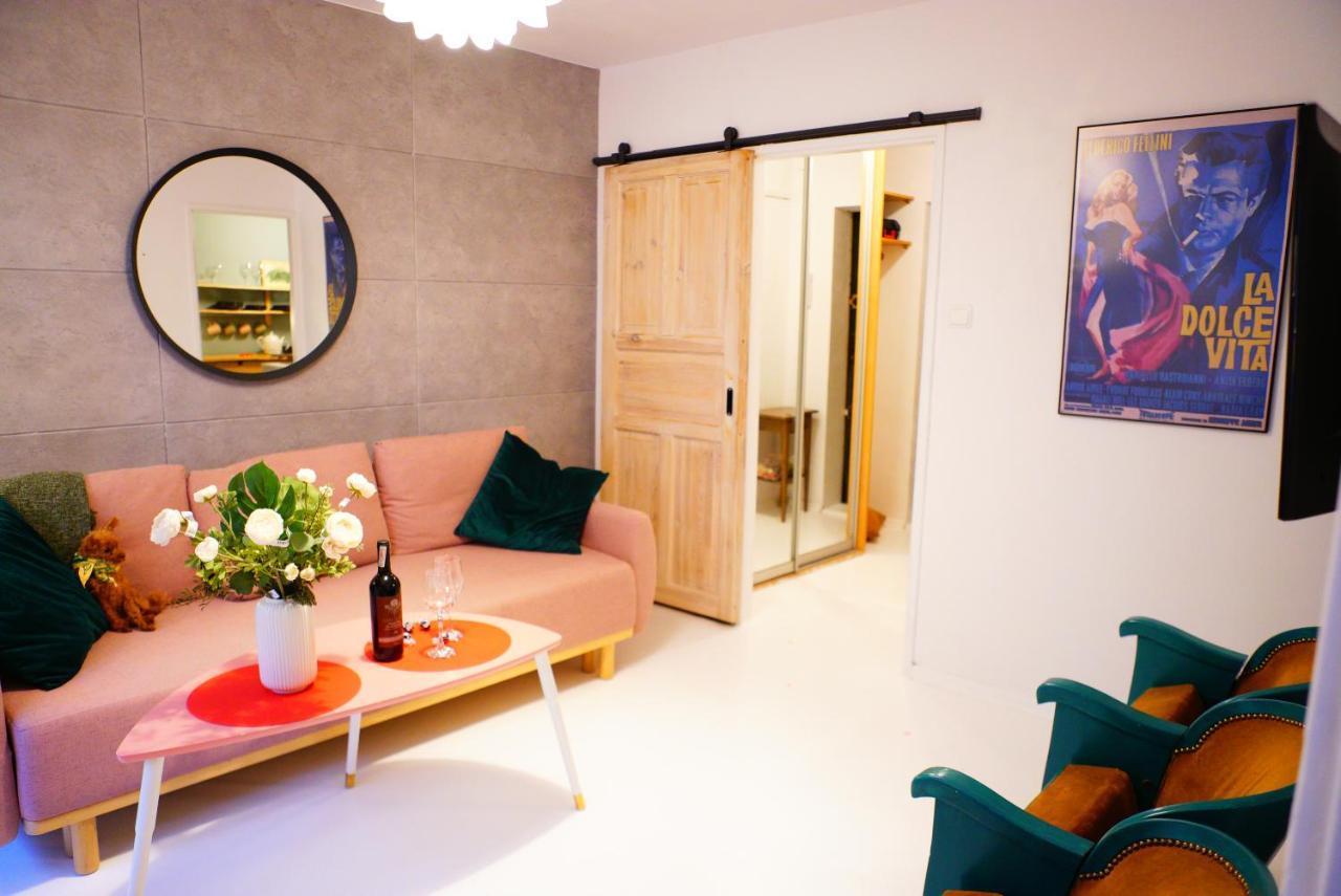 Cinema Apartment Kinowa Warsaw Luaran gambar